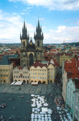 Praga Chiesa Tyn