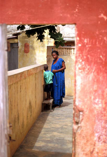 Goree woman